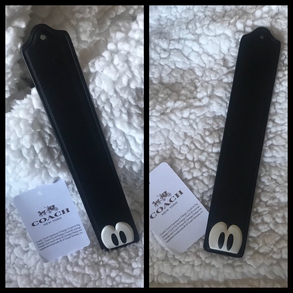 ✨COACH✨LIMITED EDITION Mickey Mouse Bookmark NEW! - Picture 2 of 5